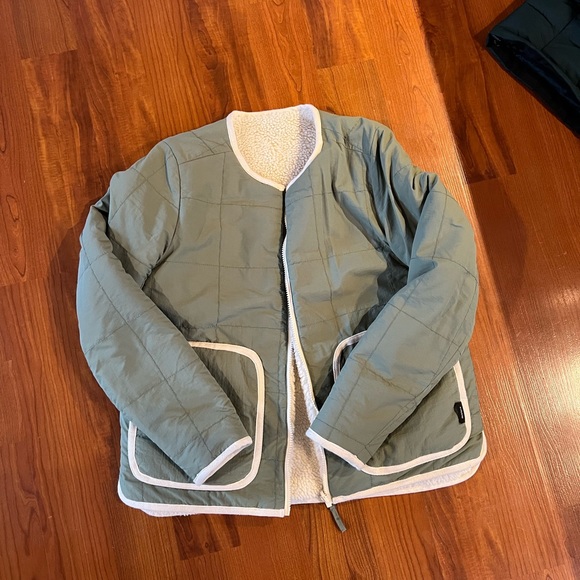 Reversible teddy jacket - Picture 5 of 7